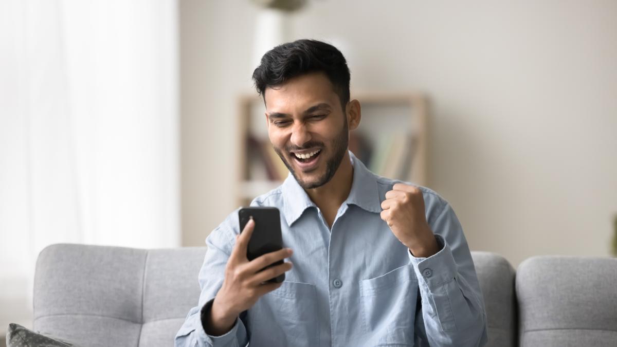 Bonus giovani under 35: 500 euro al mese anche per autonomi e Partite Iva