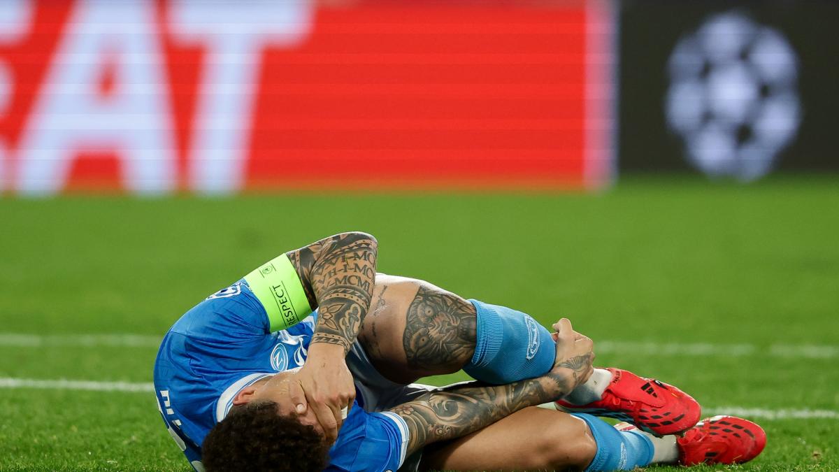 Napoli, Di Lorenzo meno grave del previsto: trauma distorsivo al ginocchio, i tempi di recupero