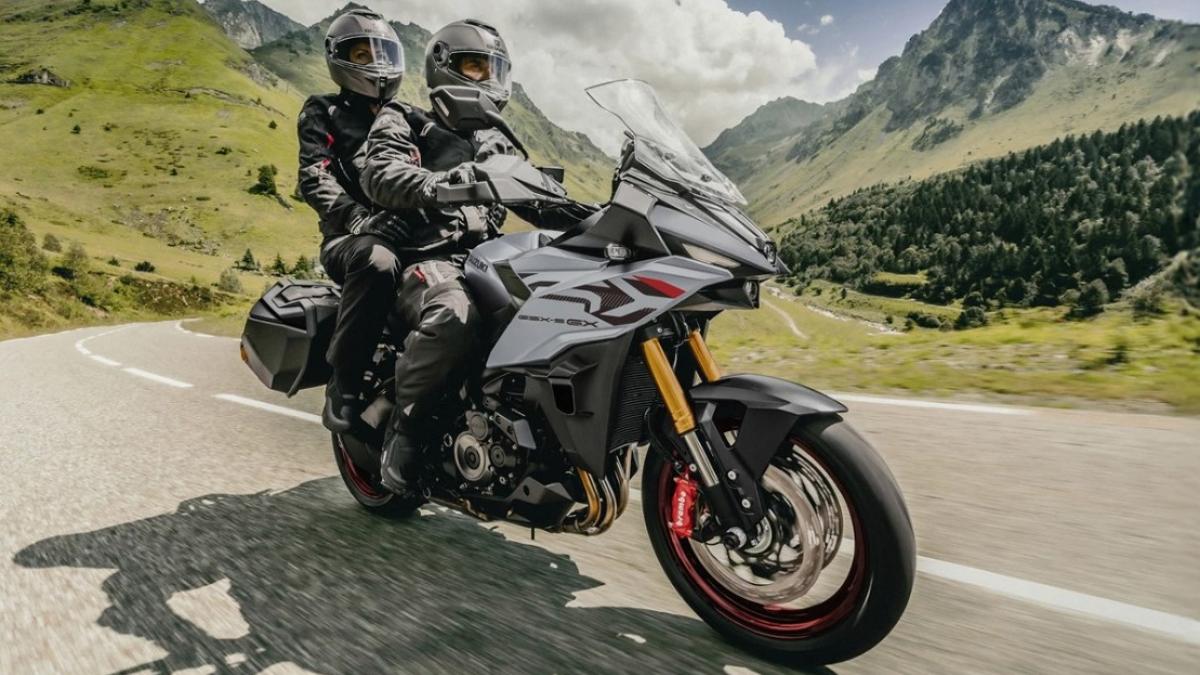 Suzuki Gsx S1000GX Plus e Top: le nuove versioni della maxi crossover