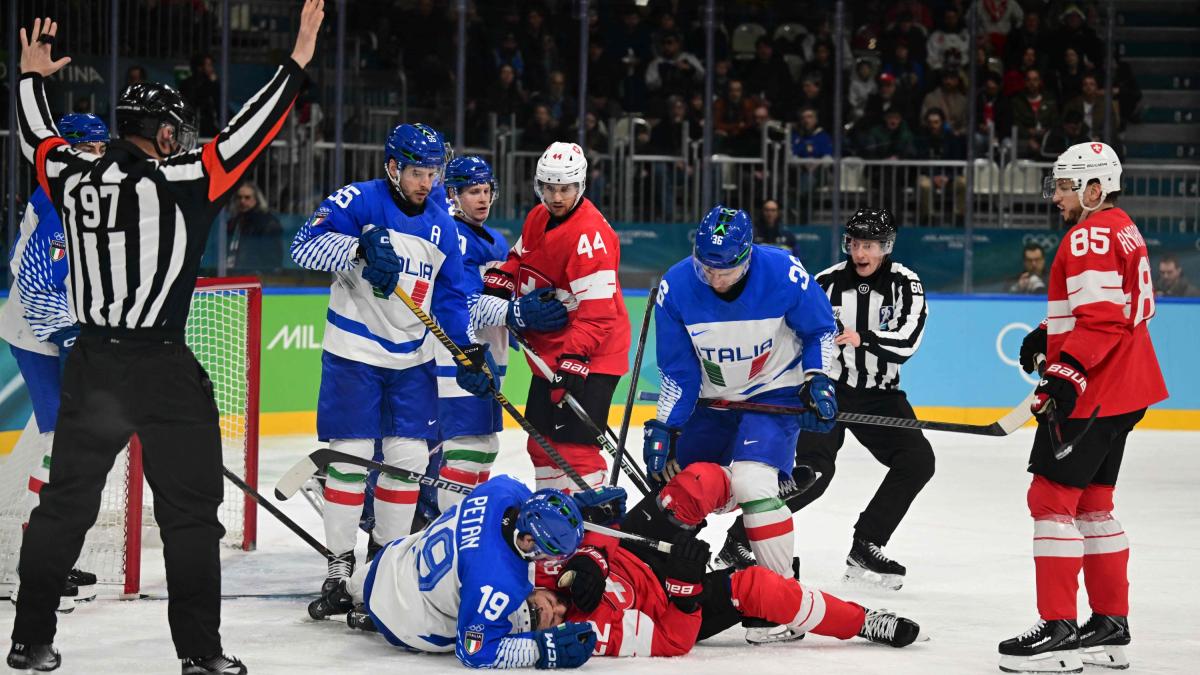 Hockey maschile: l'Italia cede alla Svizzera 3-0 ed esce di scena (a testa alta)