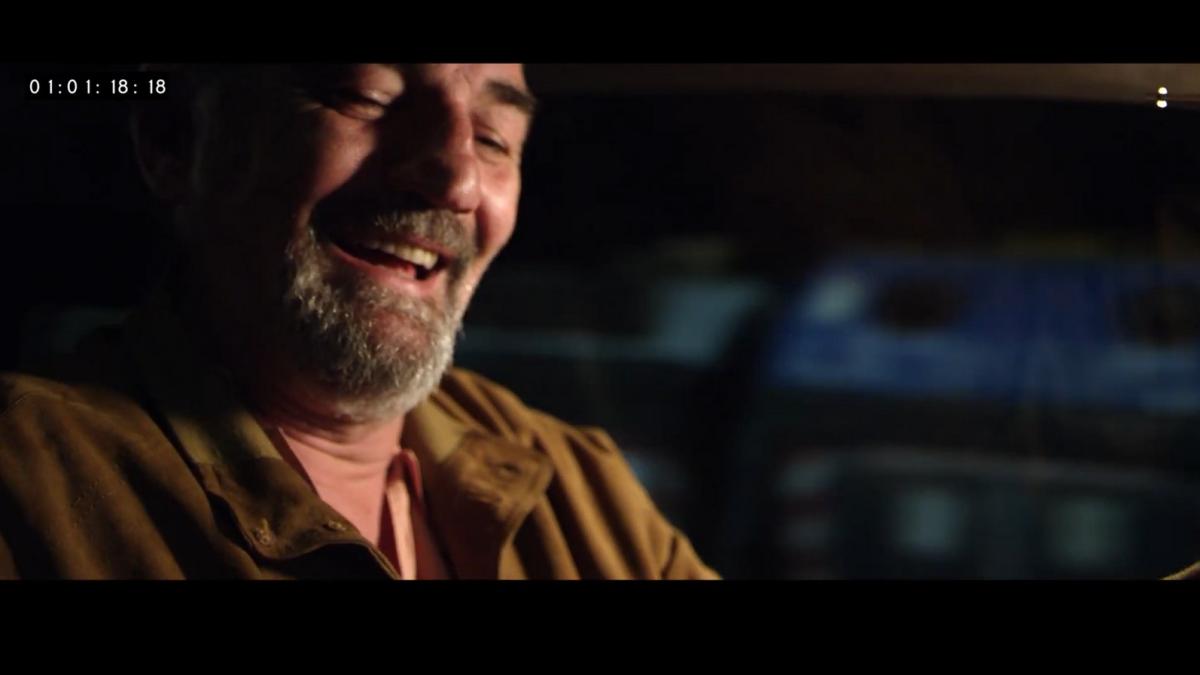 Franco Califano, tra Volvo e Bmw nel viaggio di "Nun ve trattengo"