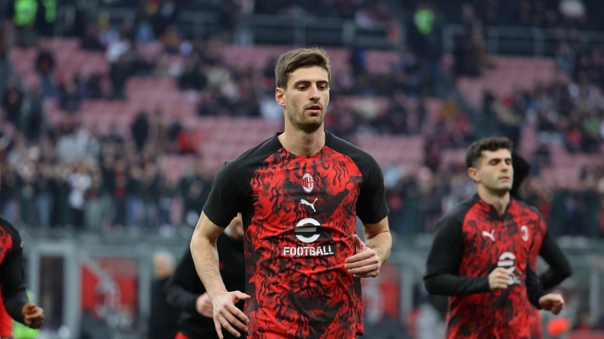 tegola milan gabbia operato per un ernia inguinale star224 fuori un mese da Gazzetta.it tegola milan gabbia operato per un ernia inguinale star224 fuori un mese