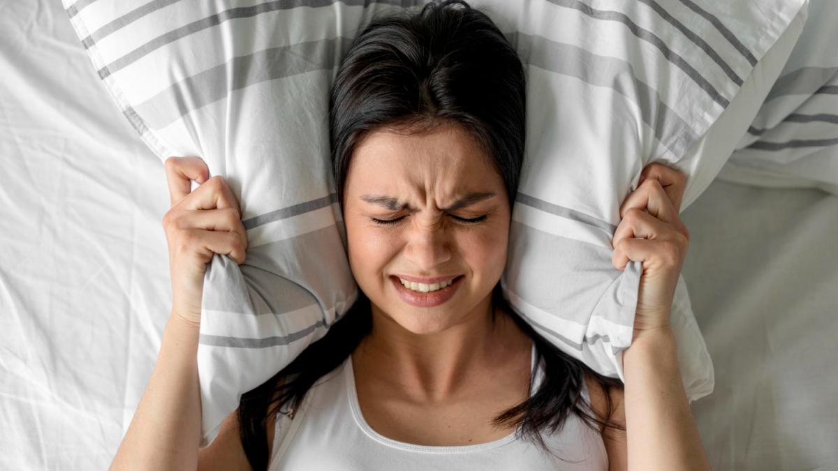 Colesterolo alto? Potrebbe dipendere anche dai rumori notturni