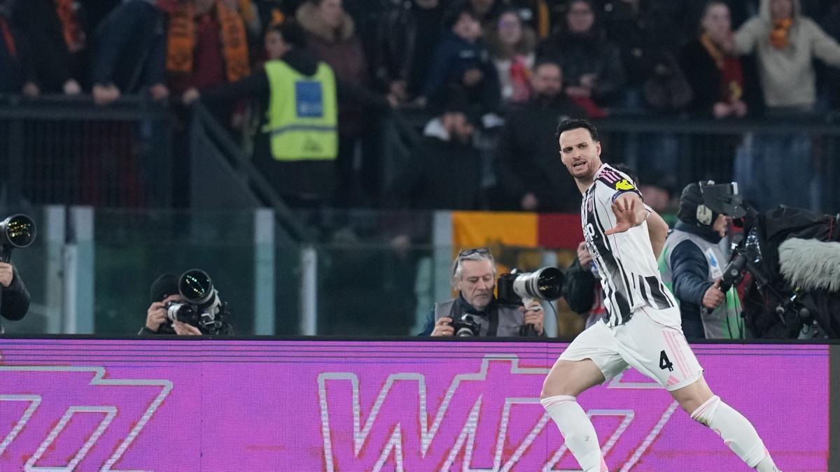 san renato cesarini patrono dei gol disperati benedice spalletti max e modric da Gazzetta.it san renato cesarini patrono dei gol disperati benedice spalletti max e modric