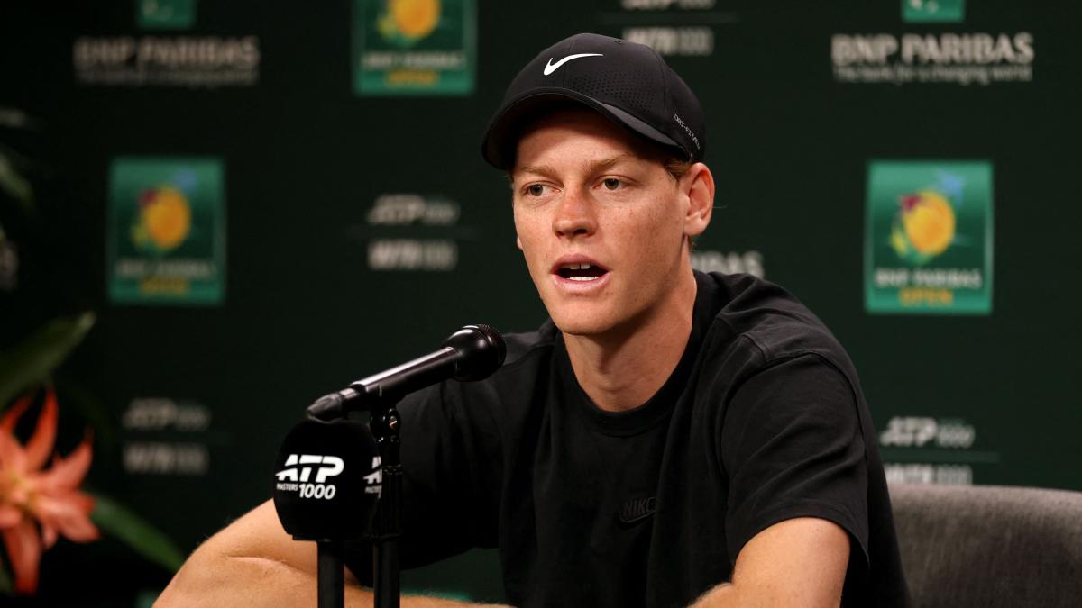 Sinner si prepara per Alcaraz e il... caldo: "Ore di lavoro sotto il sole, sto molto bene"