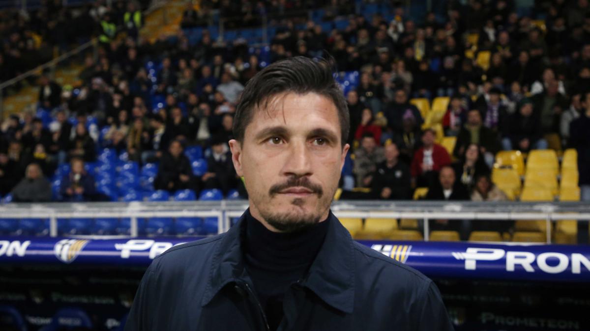 LIVE Alle 15 Cagliari-Como, le ultime: Fabregas con Douvikas. Pisacane si affida a Folorunsho