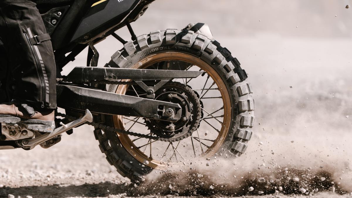 Continental Tkc 80/2, la prova della gomma semitassellata