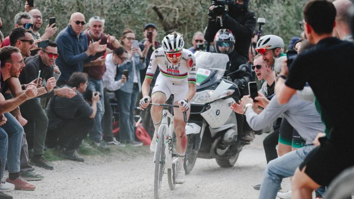 Cassani: "Strade bianche, Pogacar il solito favorito, ma attenzione a..."