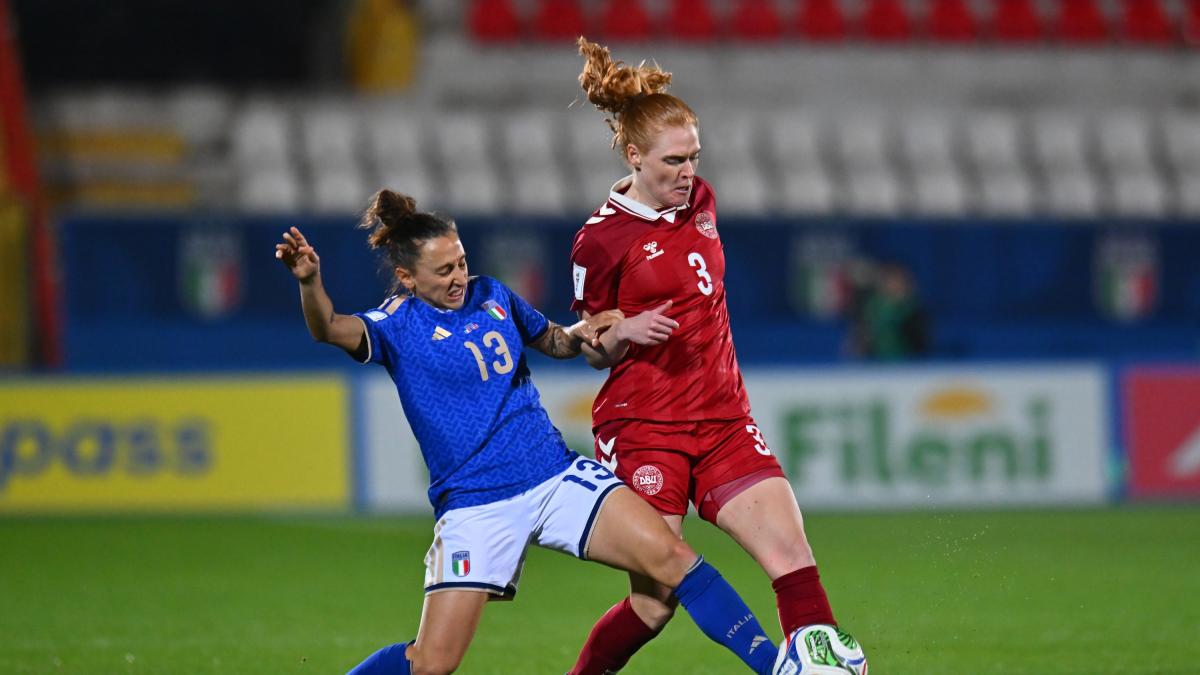 Qualificazioni Mondiali, l'Italia non va oltre l'1-1 con la Danimarca: ora c'è il rischio spareggi