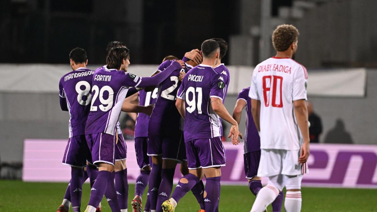 Fiorentina Beats Rakow in Conference League Ahead of Crucial Relegation Battle