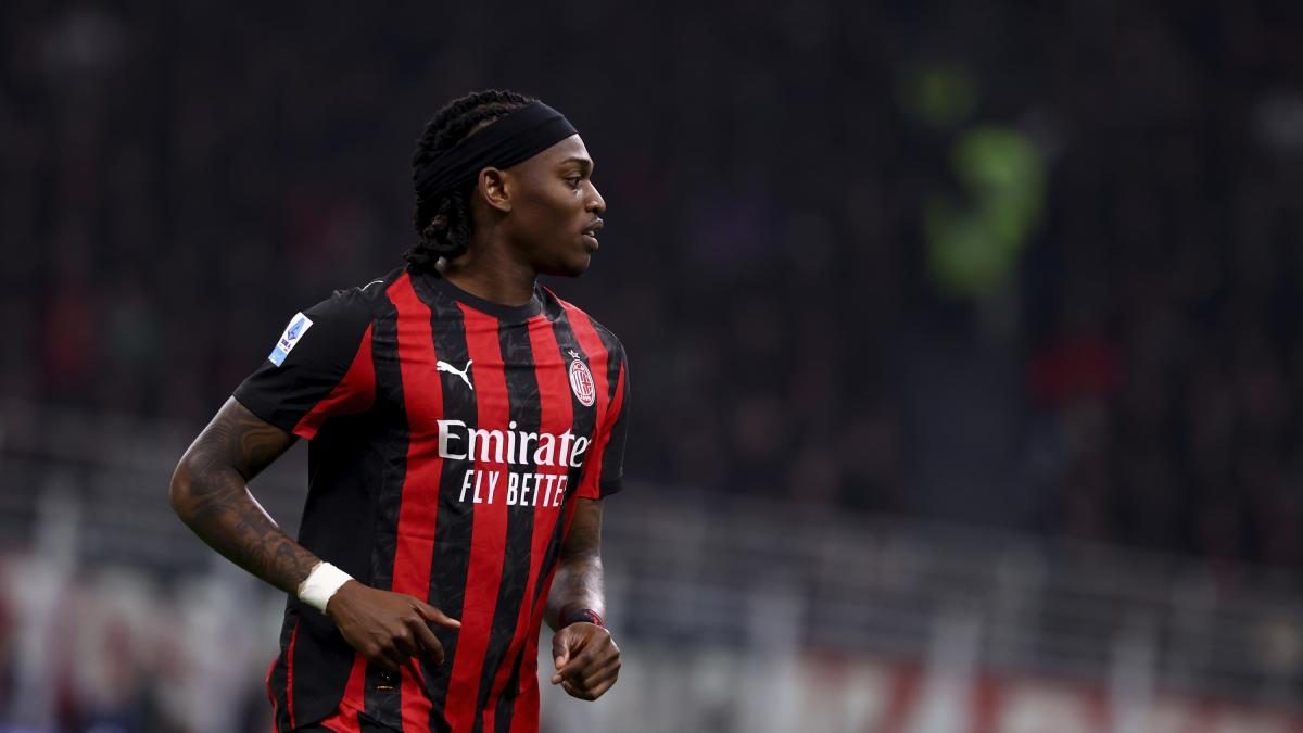 Leao, l'aiuto di Corradi e le parole da leader del Milan: Rafa è pronto per un finale da top