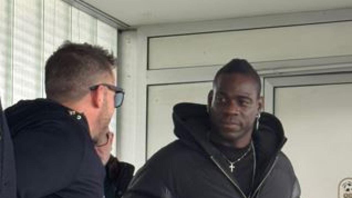 Che ci fanno Del Piero e Balotelli a vedere Pro Sesto-Desenzano? Tifano per figlio e fratello