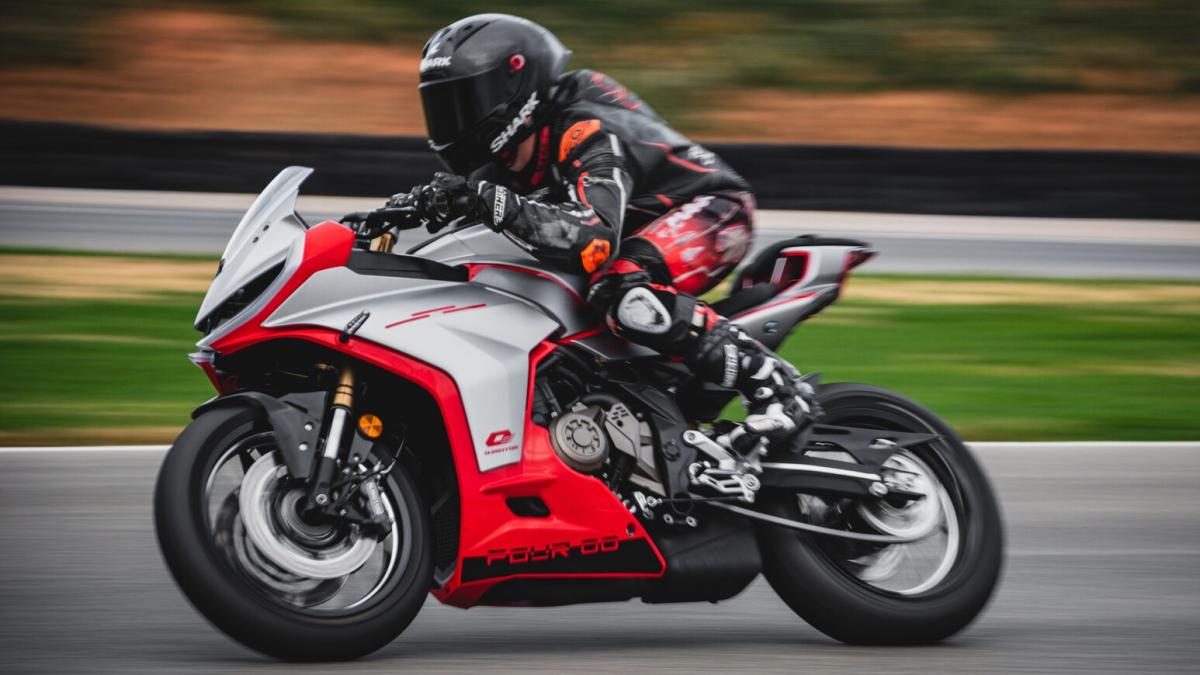 QJmotor Srk 421 RR: la media supersportiva in rampa di lancio