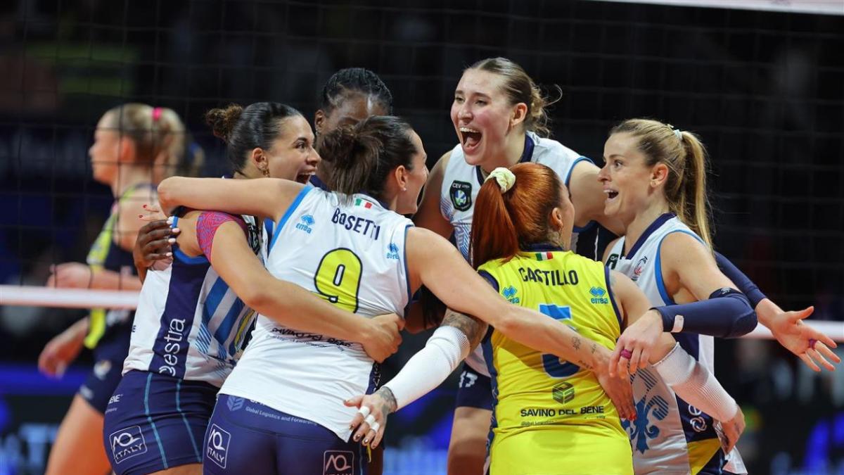 Champions donne, Scandicci alle Final Four: Fenerbahçe piegato al golden set