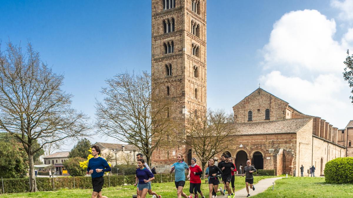 Correre tra storia e natura: la prima Abbazia di Pomposa Half Marathon