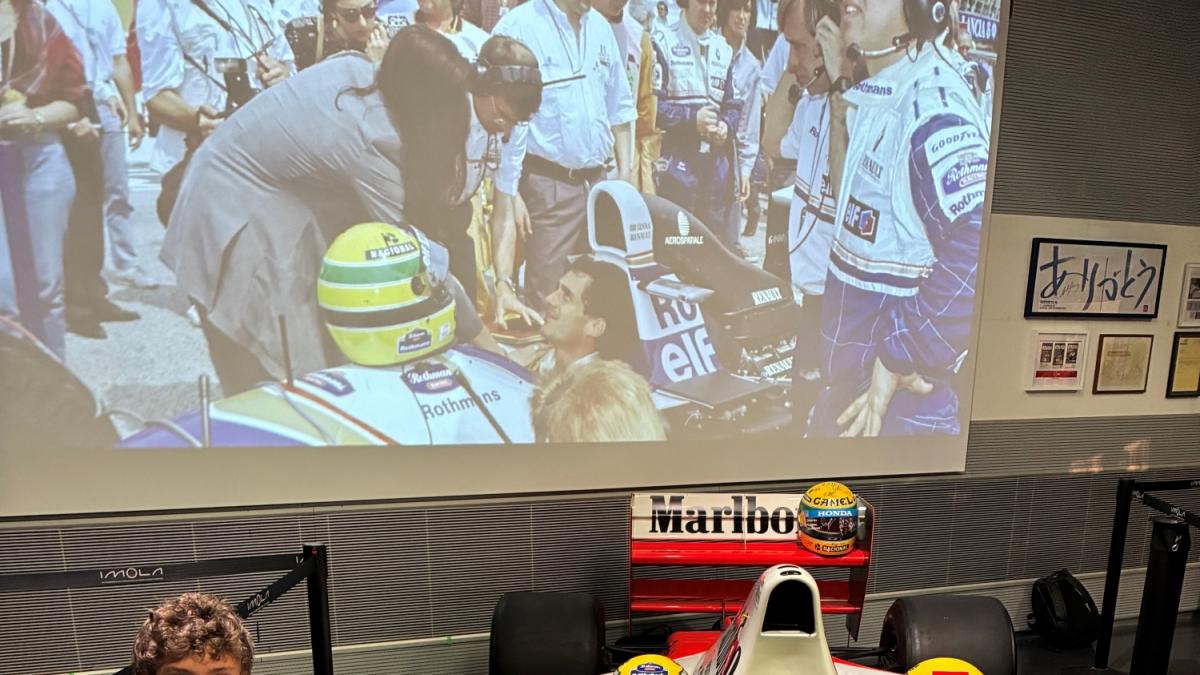 Antonelli alla festa di Senna": "Il mio mito. Mi è piaciuta prima di tutto la persona"