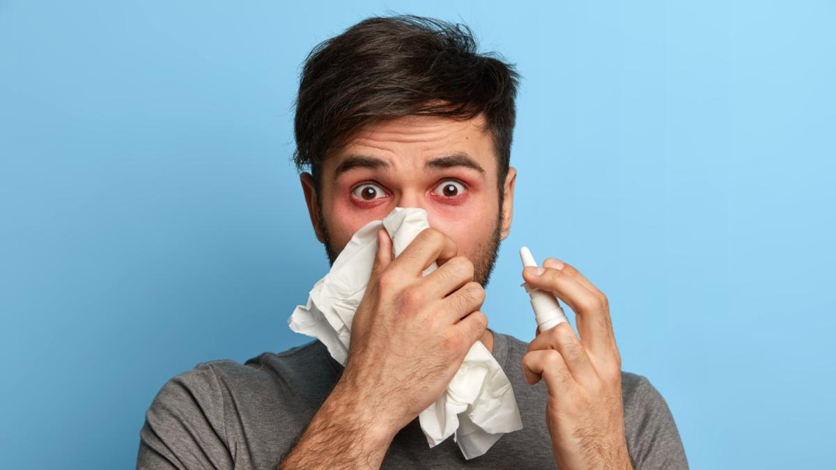 Starnuti dovuti alle allergie? Il tè matcha potrebbe aiutare