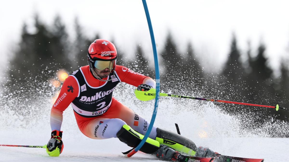 Slalom Hafjell: Meillard in testa davanti a Kristoffersen, lotta aperta per la Coppa. Sala 14°