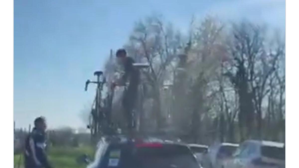 Due ubriachi assaltano l'ammiraglia Visma alla Coppi e Bartali: obiettivo le bici da quasi 20.000 euro