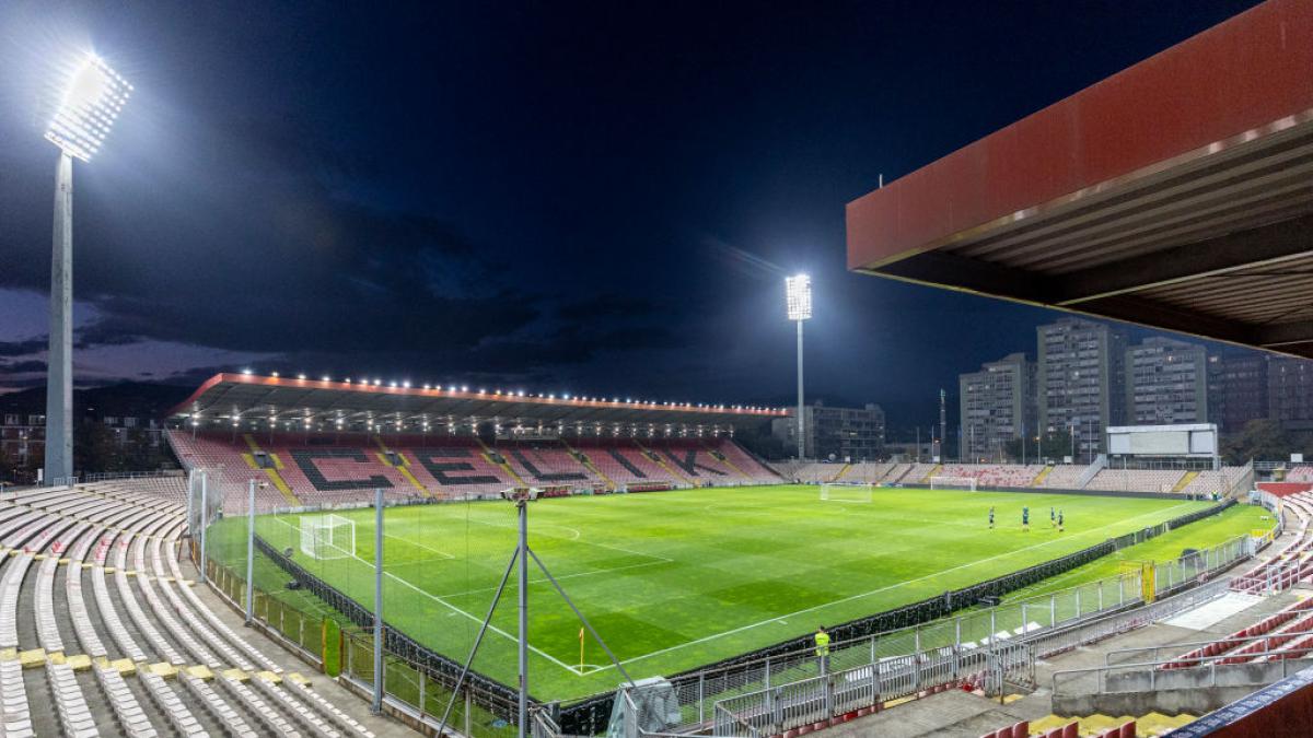 Zenica ci crede: stadio a capienza ridotta, in affitto i balconi dei palazzi per tifare Bosnia