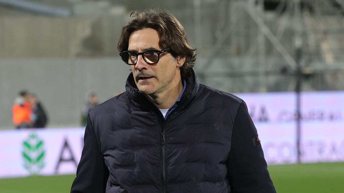 LIVE Alle 18 Verona-Fiorentina: Orban e Bowie per Sammarco, Vanoli, davanti c'è Piccoli