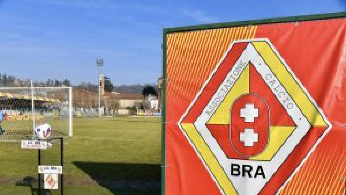 Stupro di gruppo dopo la festa promozione del Bra, tre calciatori a processo