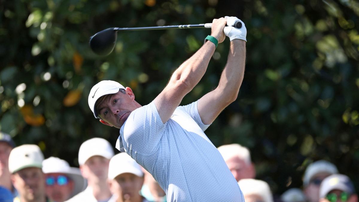 Rory McIlroy Dominates Masters at Augusta with Massive 6-Shot Lead