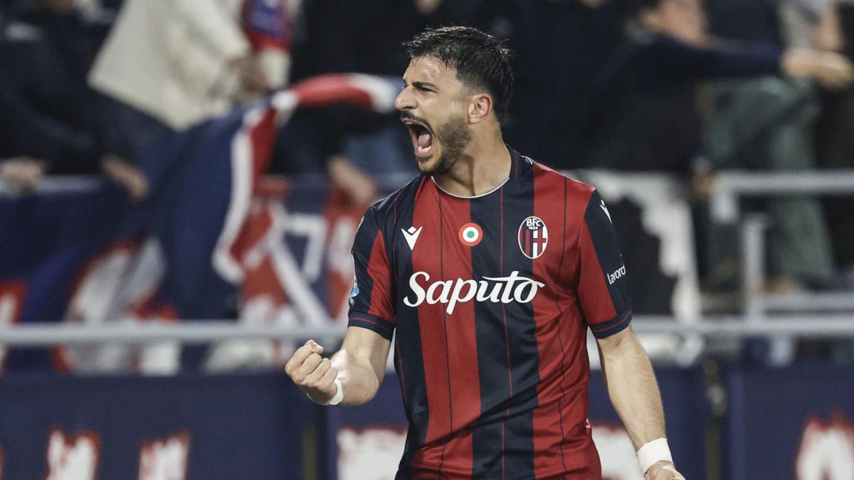 Bologna Lecce, le pagelle: Orsolini, gol ritrovato e tanto altro (7,5). Ndaba, che errore sull