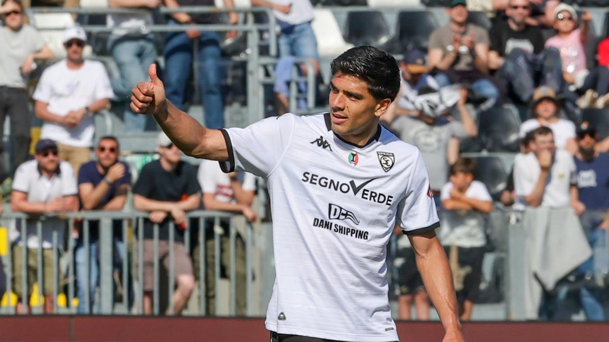 Venezia, tris e 1° posto. Frosinone, rimonta da A. L'Avellino vede i playoff. Spezia, 6 gol per sperare