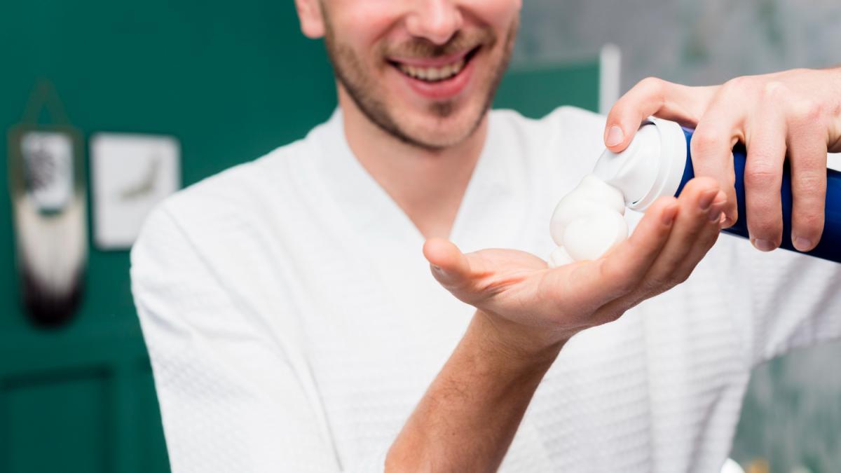 Il sapone antibatterico? Non protegge di più (e potrebbe rendere i batteri invincibili)