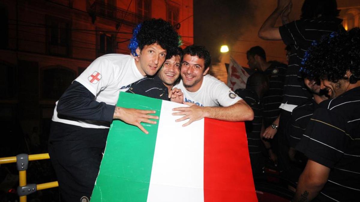 Un posto nella storia, Chivu verso il doppio scudetto. All’Inter c’era riuscito solo...