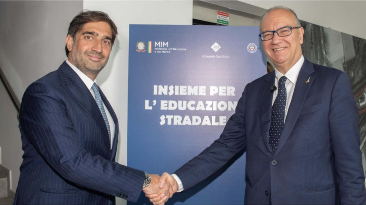 I ragazzi a scuola di sicurezza stradale