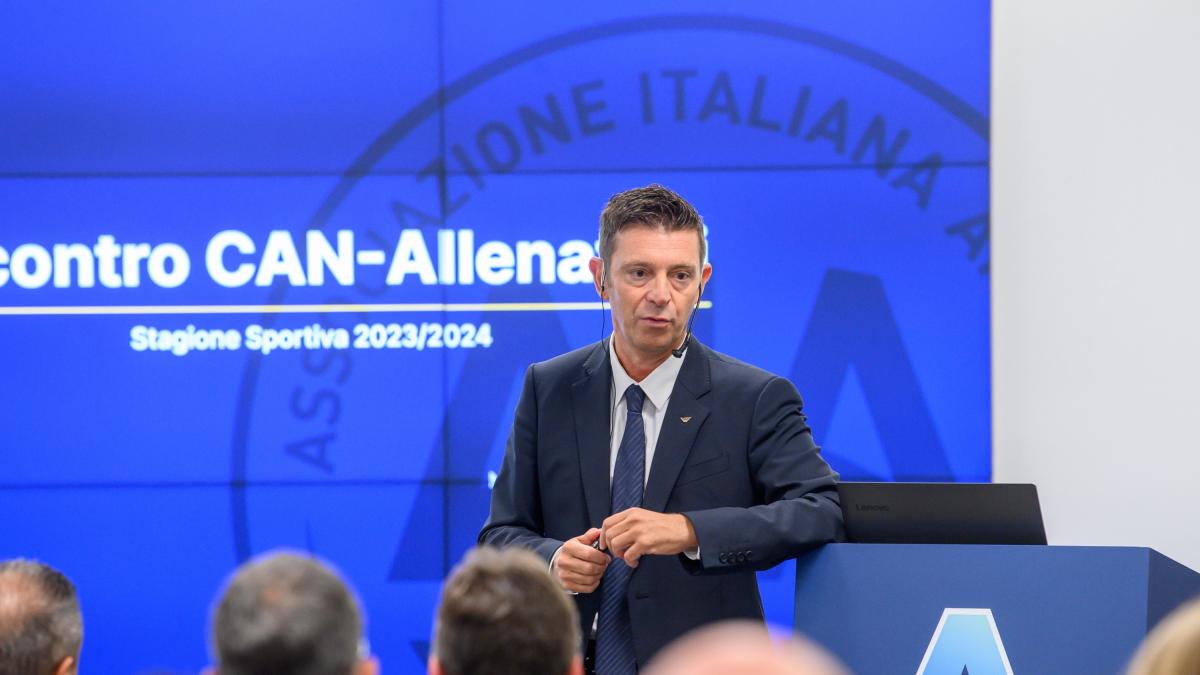 Rocchi, le accuse dei pm: designati arbitri graditi all'Inter