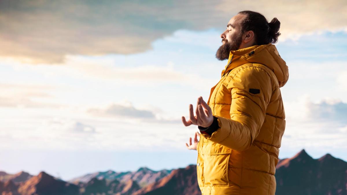 Perché stare nella natura da soli riduce il senso di solitudine