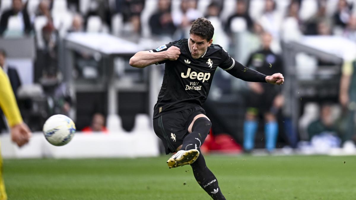 vlahovic gol ma il rinnovo dopo 5 incontri la trattativa 232 ferma i motivi da Gazzetta.it vlahovic gol ma il rinnovo dopo 5 incontri la trattativa 232 ferma i motivi