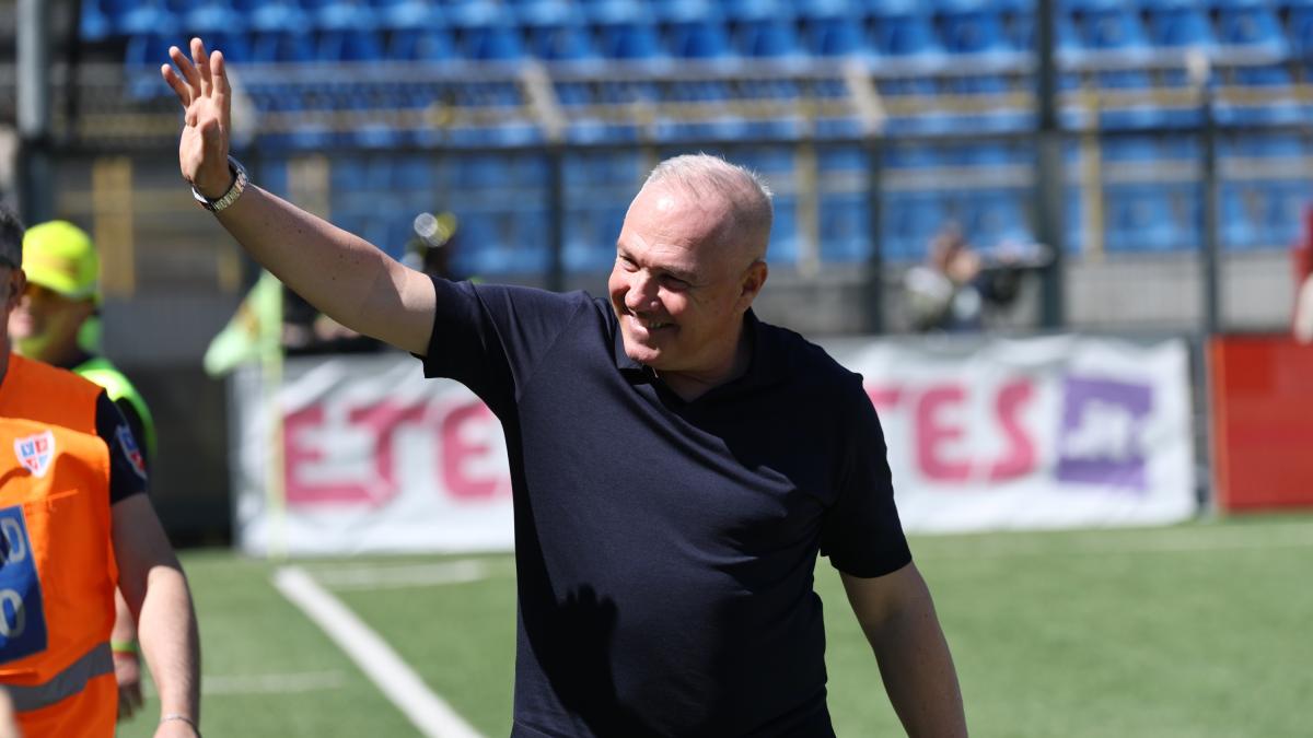 Frosinone torna in A! Il trionfo di Alvini, il mister che in un'altra vita vendeva suole per le scarpe