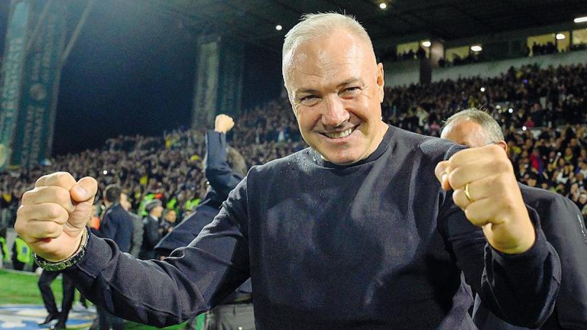 alvini dal triplete col tuttocuoio alla a col frosinone la nostra idea di gioco 232 quella di bayern e psg da Gazzetta.it alvini dal triplete col tuttocuoio alla a col frosinone la nostra idea di gioco 232 quella di bayern e psg