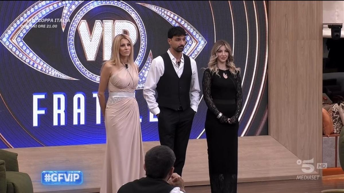 Grande Fratello Vip 2026, cos'è successo il 12 maggio: chi è il terzo finalista