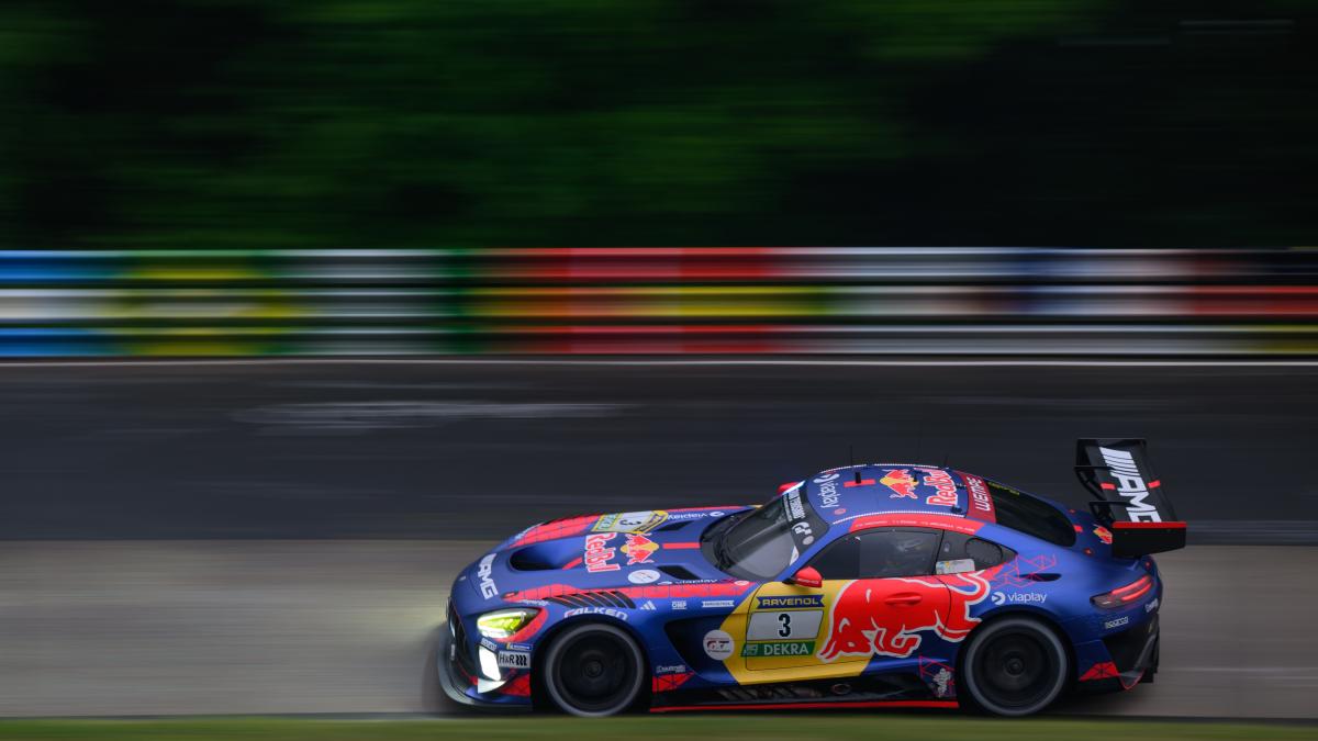 Verstappen sfida il Nordschleife: via alla 24 Ore del Nurburgring