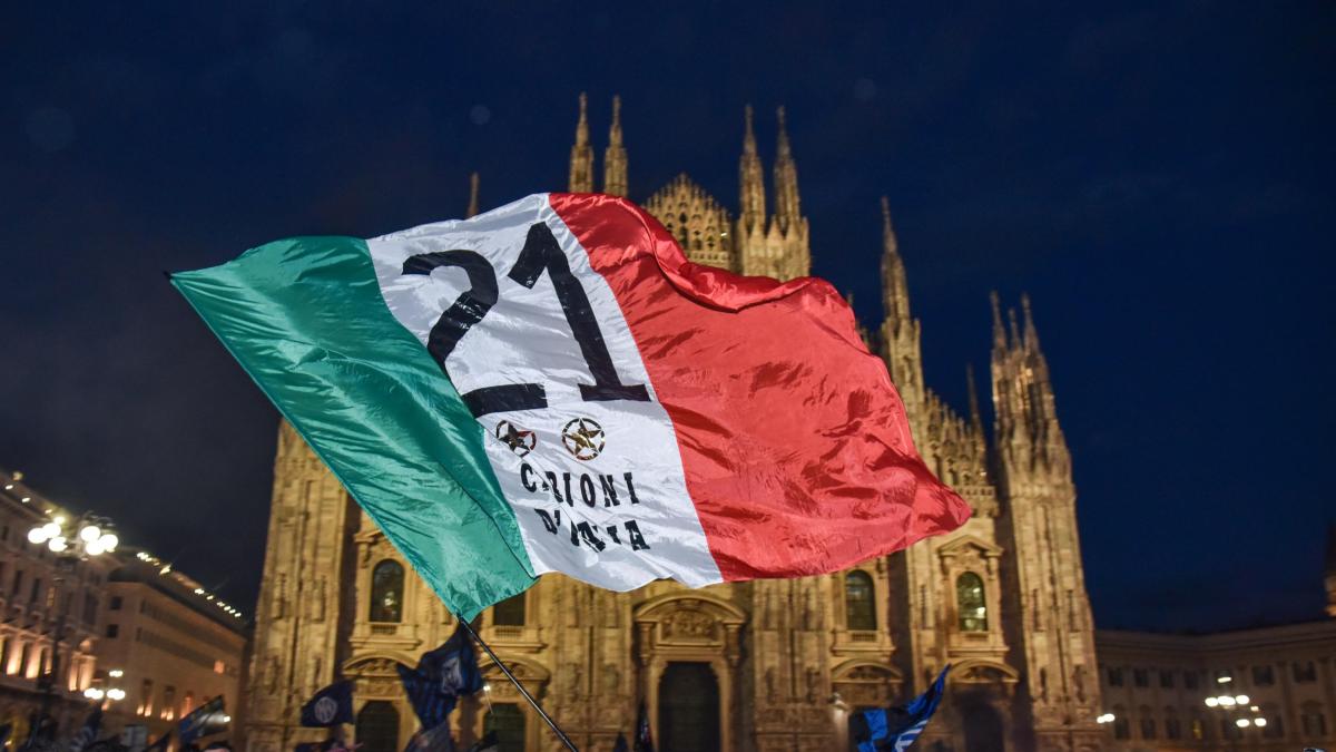 Inter, che festa! 400mila persone in delirio da San Siro fino al Duomo