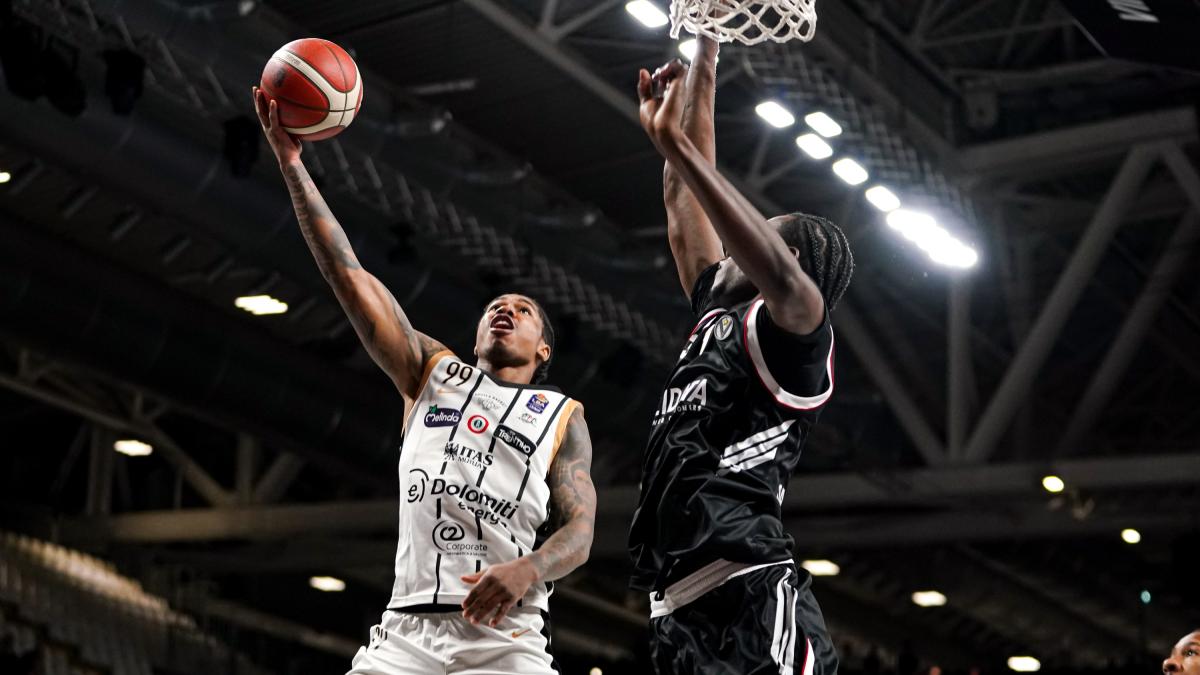 Trento fa il colpo a Bologna e pareggia la serie. Venezia sul 2-0 con Tortona