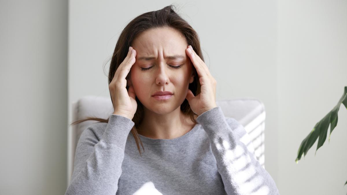 mal di testa da tensione massaggia i muscoli masticatori appianerai anche le rughe da Gazzetta.it mal di testa da tensione massaggia i muscoli masticatori appianerai anche le rughe