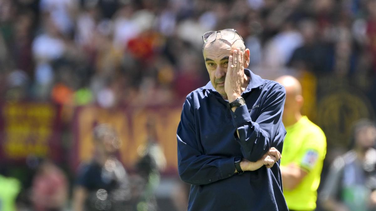 sarri il grande bivio napoli attende l atalanta pressa ma c 232 il contratto con la lazio da risolvere da Gazzetta.it sarri il grande bivio napoli attende l atalanta pressa ma c 232 il contratto con la lazio da risolvere