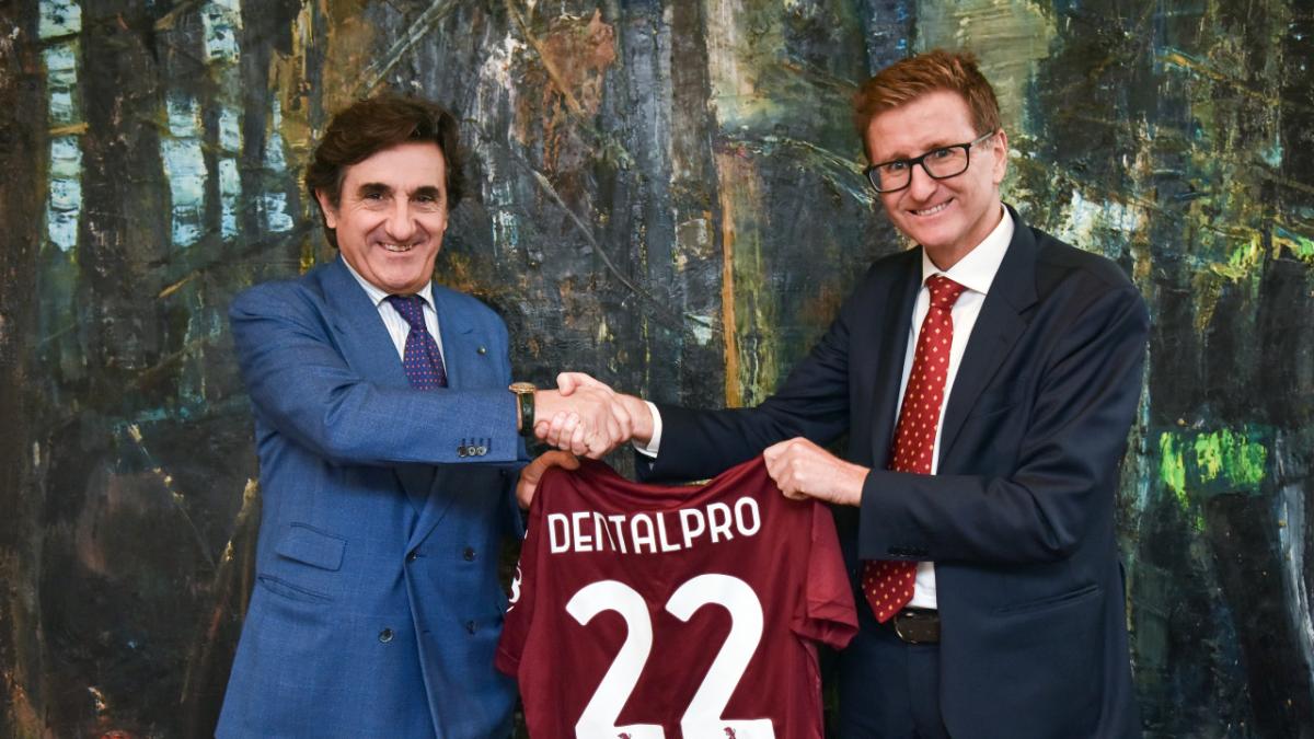 dal dentista al campo cos236 il torino prova a prevenire gli infortuni con dentalpro da Gazzetta.it dal dentista al campo cos236 il torino prova a prevenire gli infortuni con dentalpro