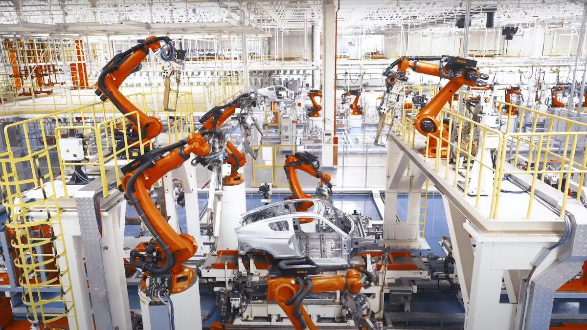 Stellantis partner di Leapmotor, Dongfeng e Tata: per resistere serve collaborare