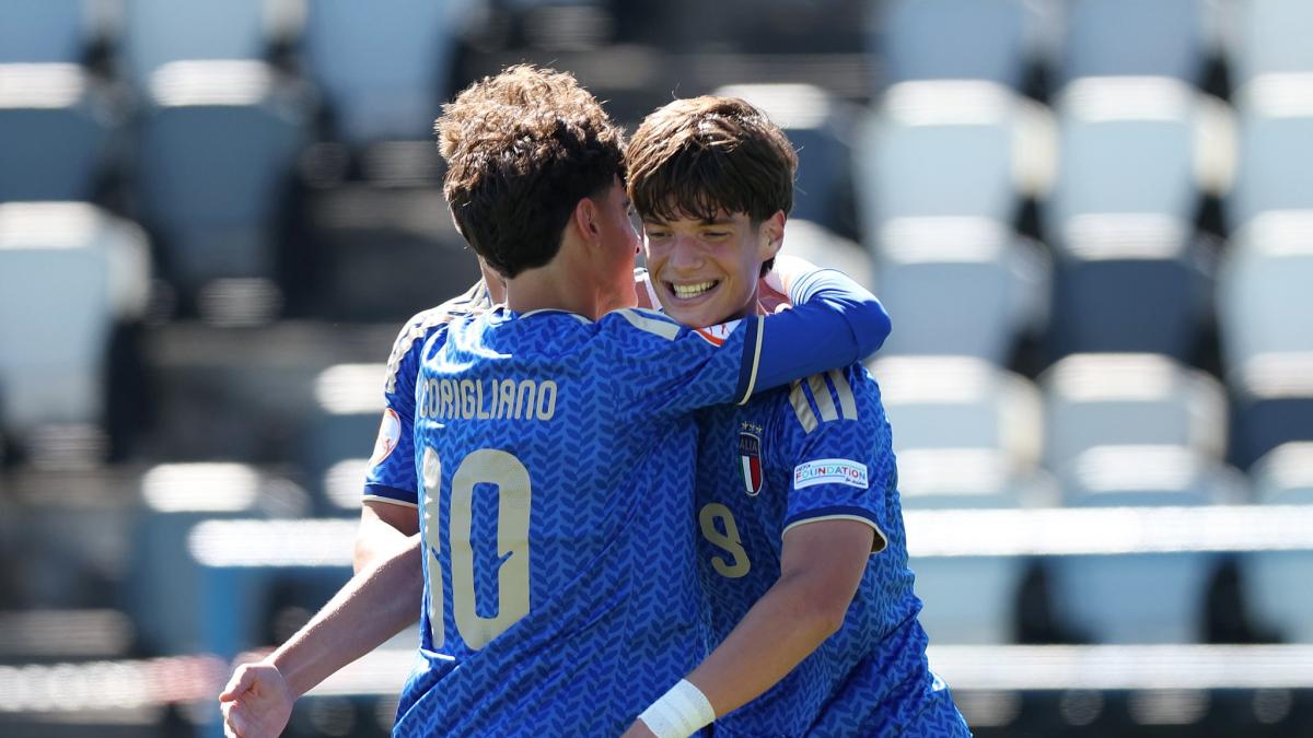 italia under 17 esordio col botto all europeo perillo gol battuta la francia da Gazzetta.it italia under 17 esordio col botto all europeo perillo gol battuta la francia