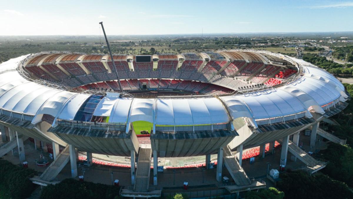 il bari tra concessione dello stadio e futuro scontro tra il sindaco leccese e de laurentiis da Gazzetta.it il bari tra concessione dello stadio e futuro scontro tra il sindaco leccese e de laurentiis