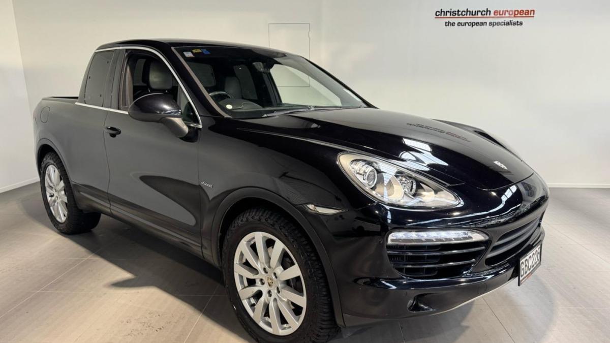 porsche cayenne trasformata in pick up 41 mila euro per immatricolarla da Gazzetta.it porsche cayenne trasformata in pick up 41 mila euro per immatricolarla