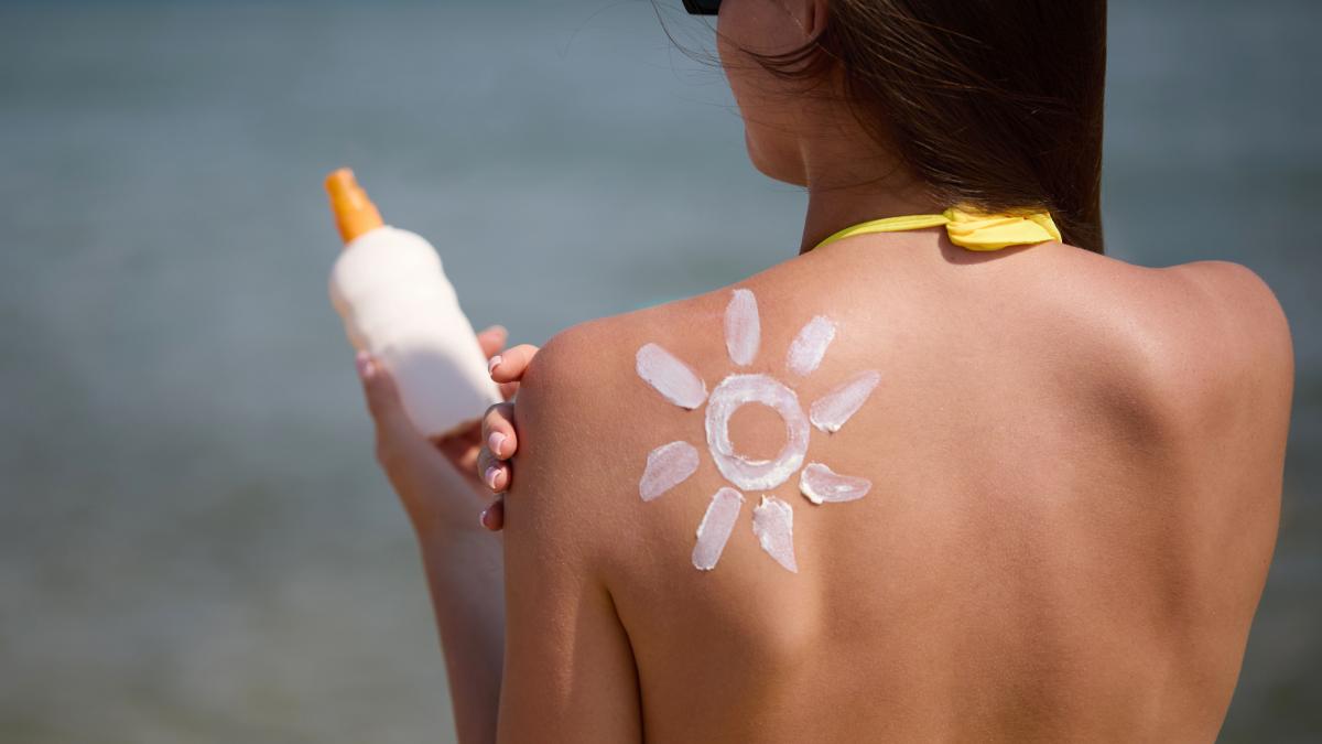 al sole senza rischi con 10 semplici regole stabilite dai dermatologi da Gazzetta.it al sole senza rischi con 10 semplici regole stabilite dai dermatologi