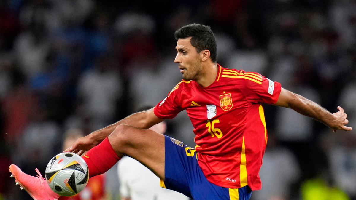 rodri la mia spagna talento da favorita e qualit224 umane e se il morale cala ci pensano nico e yamal da Gazzetta.it rodri la mia spagna talento da favorita e qualit224 umane e se il morale cala ci pensano nico e yamal
